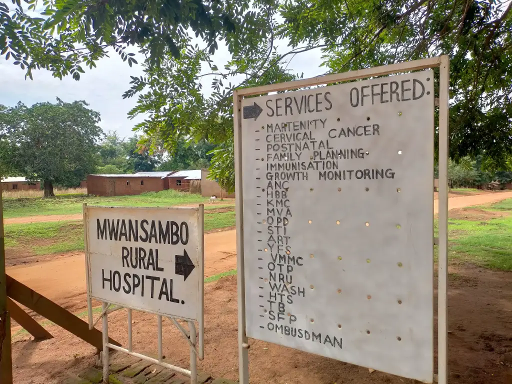 Mwasambo: llarga ruta i petites grans intervencions